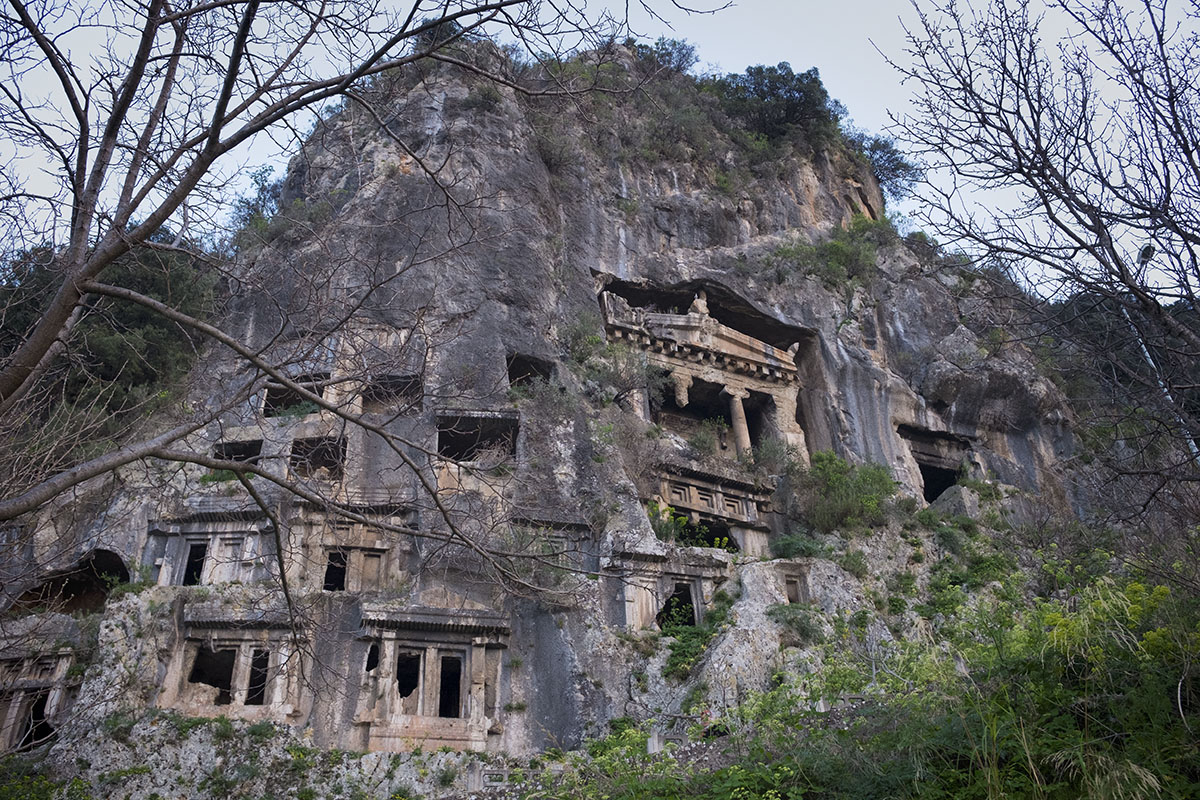 Fethiye: More rock tombs next to the Tomb of Amynthas
