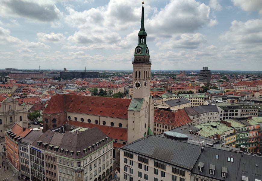 My guide and experience visiting St. Peter’s Church, Munich